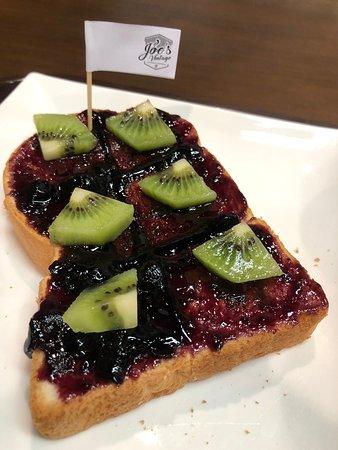 Joe's Vintage Coffee and Dessert